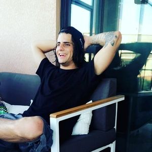 Meet your Posher, Christopher